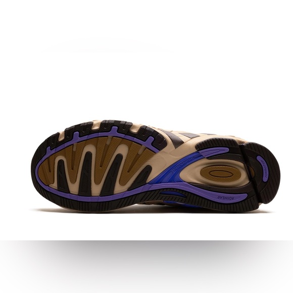 *BRAND NEW* Bad Bunny x adidas Response CL in Ecru Tint color. - Picture 5 of 5